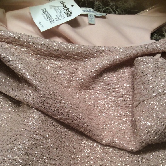 ✨NEW WITH TAGS✨CHARLOTTE RUSSE DRESS SIZE X-SMALL - Picture 7 of 8